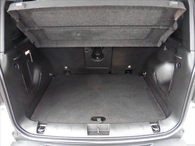 Jeep Renegade 2.0 Mjt 140k Limited 4WD - fotka 7 z 23
