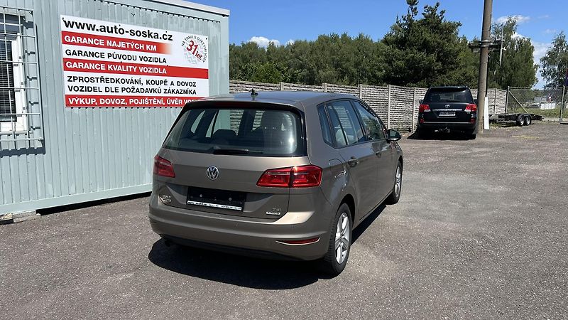 Volkswagen Golf Sportsvan (2017) 1,2 81KW AUTOMAT COMFORTLINE - fotka 14 z 18