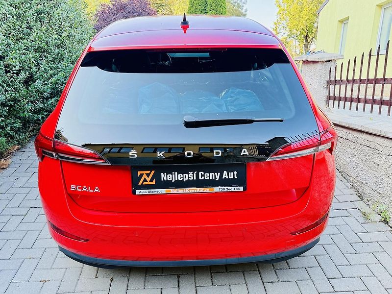 Škoda Scala (2021) 1,0TSi 85kW STYLE DSG Vyhř.okn - fotka 15 z 20