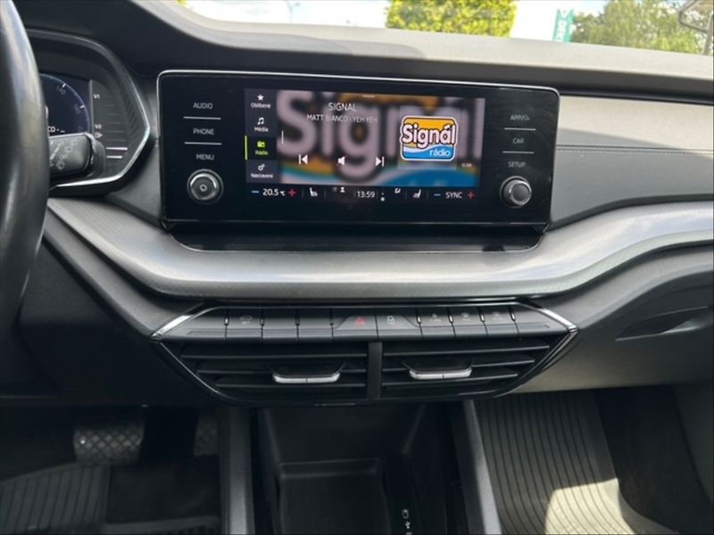 Škoda Octavia 2,0 TDI Ambition 4x4 DSG - fotka 10 z 11