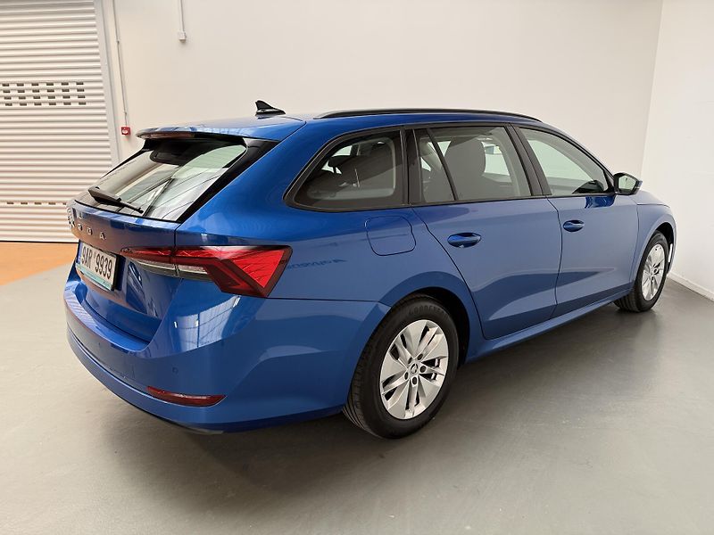 Škoda Octavia 2.0 TDI 85kW Ambition Combi - fotka 14 z 14