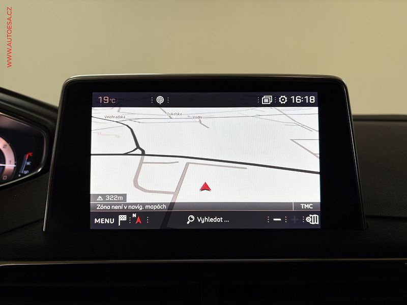 Peugeot 3008 (2019) 1.5 HDi, GT Line, LED, TZ - fotka 11 z 17