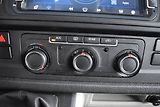 Volkswagen Caravelle (2019) 2.0TDI 84kW - náhled 20