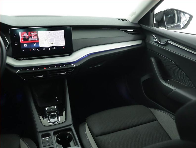 Škoda Octavia (2023) 2.0 TDI, Automat, Serv.kniha - fotka 8 z 16