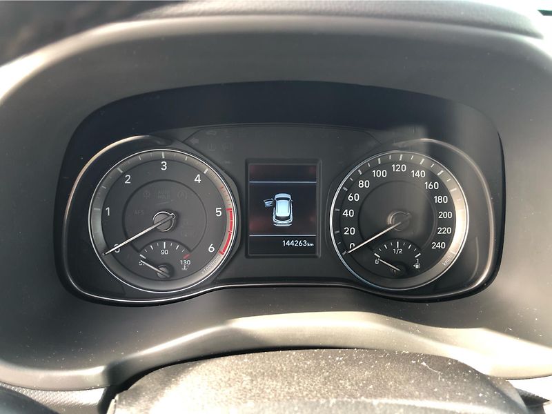 Hyundai Kona 1,6 CRDI 4x4 AT - fotka 18 z 27