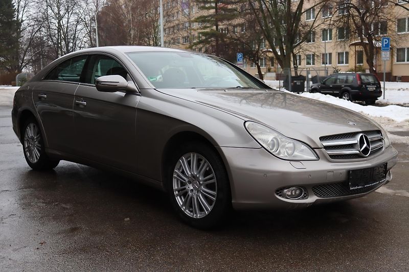 Mercedes-Benz CLS CLS 350 200kW - fotka 7 z 50