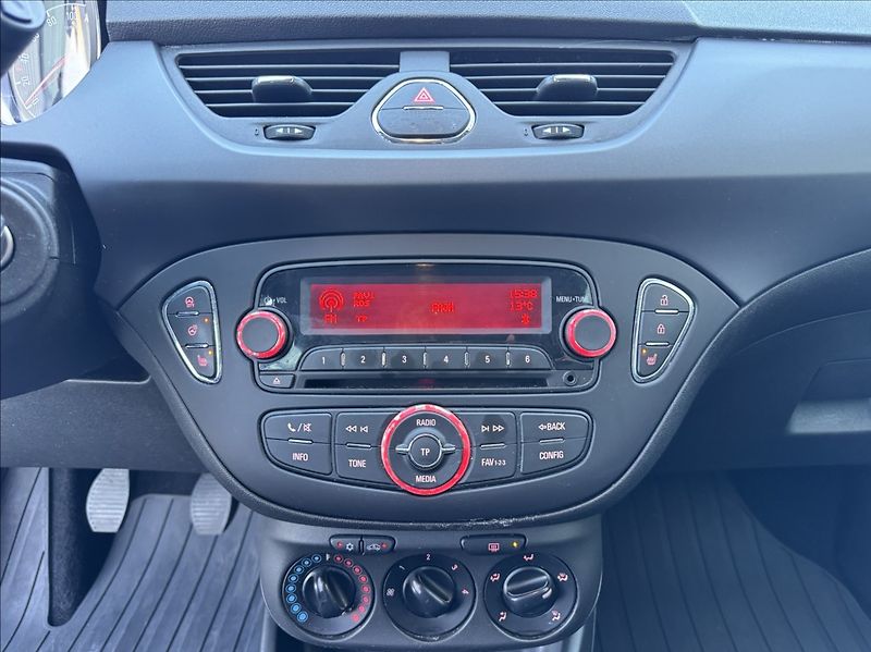 Opel Corsa 1,2 i,51kW,DRIVE,1.maj,původČR - fotka 35 z 50