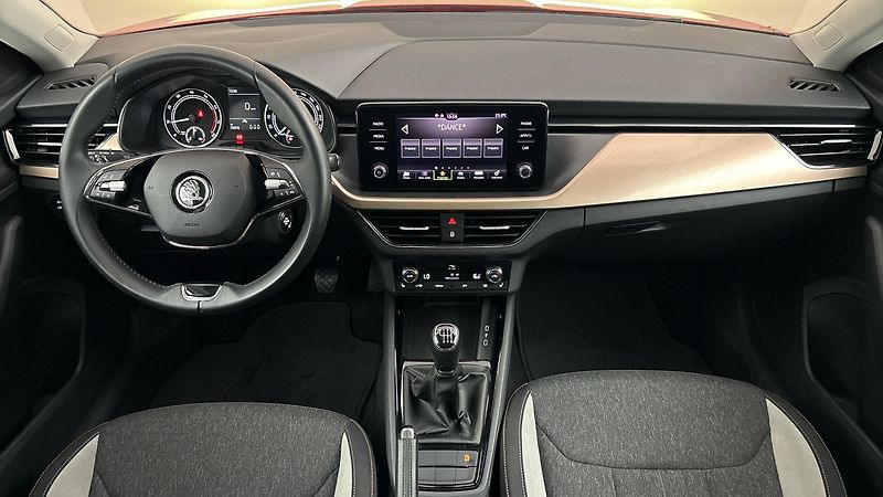 Škoda Scala 1.0 TSI Style - fotka 8 z 25