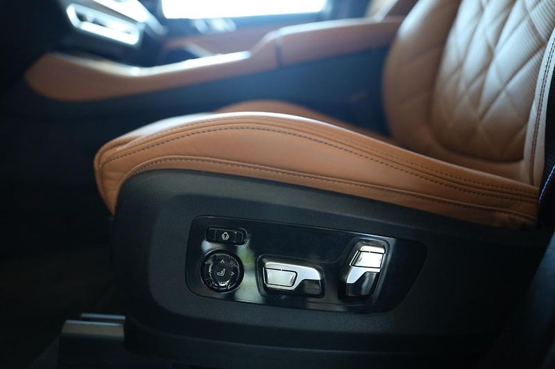 BMW X5 xDrive30d - fotka 26 z 31