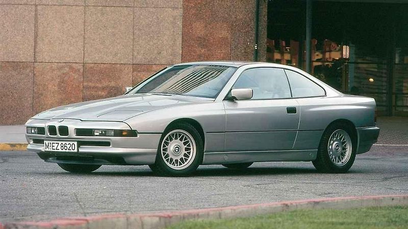BMW řady 8 (E31).