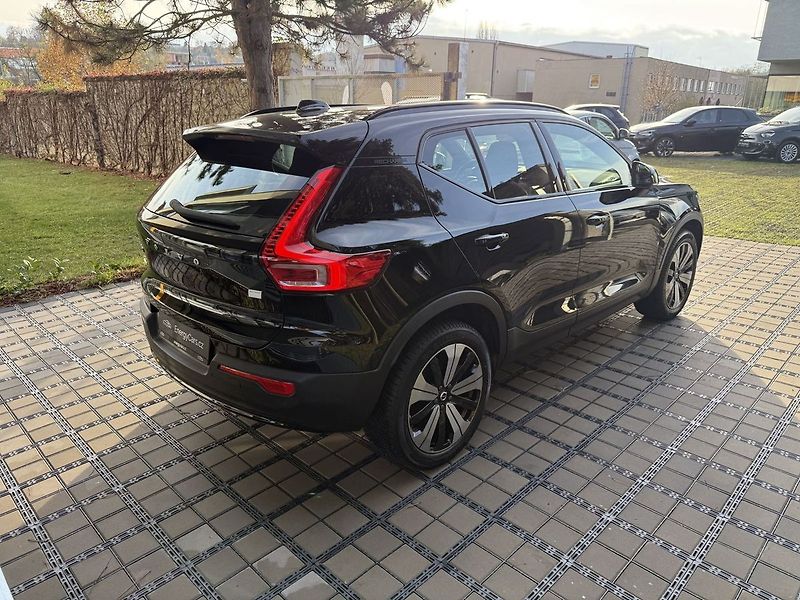 Volvo XC40 Recharge Single Motor 69kWh - fotka 34 z 36