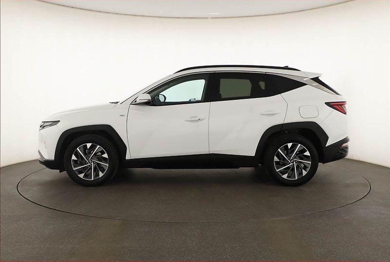 Hyundai Tucson (2023) Smart 1.6 T-GDI 48V MHEV - fotka 3 z 21