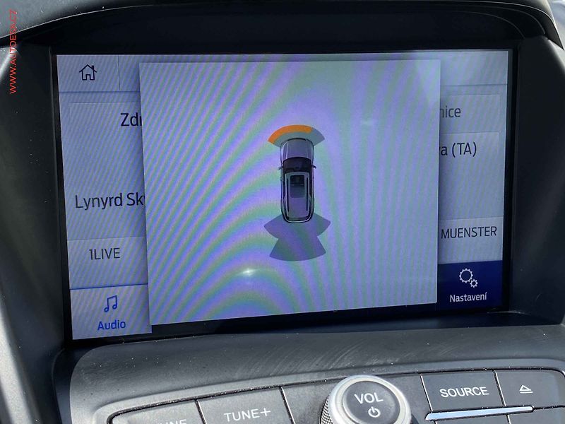Ford Kuga (2019) 1.5 EB, Titanium, AT, navi - fotka 18 z 19