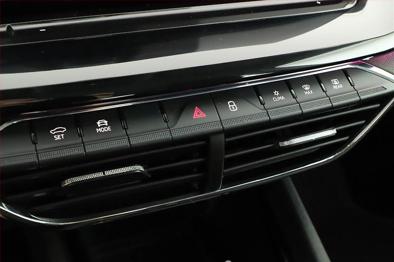 Škoda Octavia (2022) Style 1.5 TSI, ČR,1.maj - fotka 13 z 20