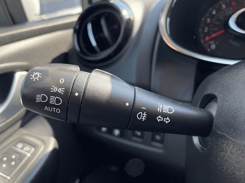 Renault Clio (2020) 0.9 TCe,56kW,1.Maj - fotka 25 z 32