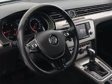 Volkswagen Passat (2016) Comfortline 2.0 TDI, Automat - náhled 18