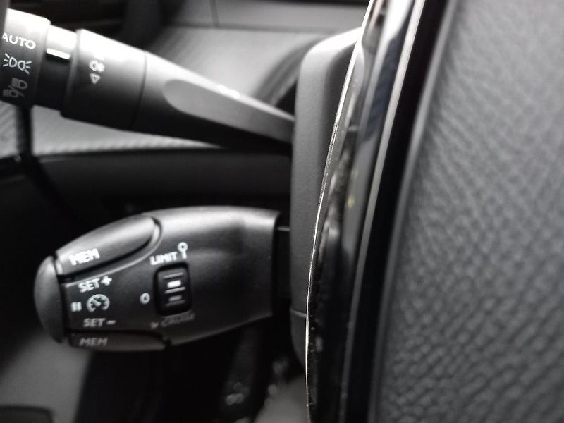 Peugeot 208 (2026) STYLE Turbo 100 MAN6  - fotka 28 z 30