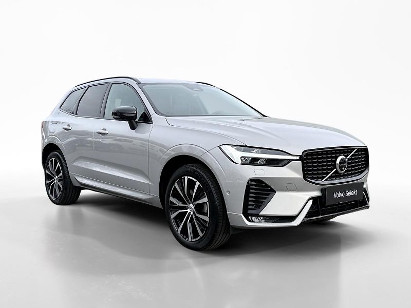 Volvo XC60 B5 AWD PLUS DARK /ventil. sed. - fotka 9 z 48