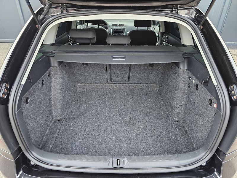 Škoda Octavia 1.2 TSI 77kW,SENZORY,VÝHŘEVY - fotka 40 z 43