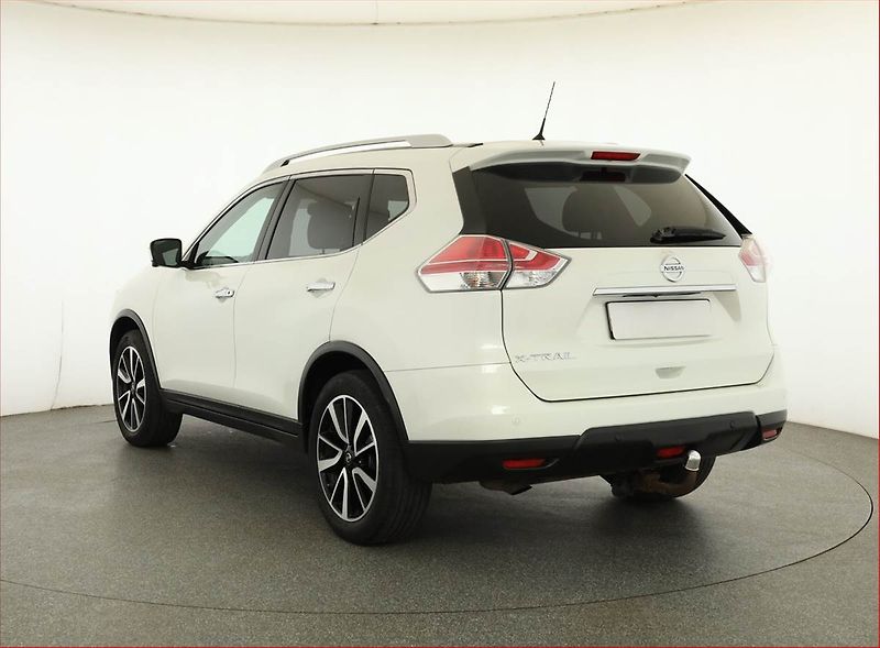 Nissan X-Trail (2016) 1.6 dCi, Automat, Serv.kniha - fotka 4 z 18