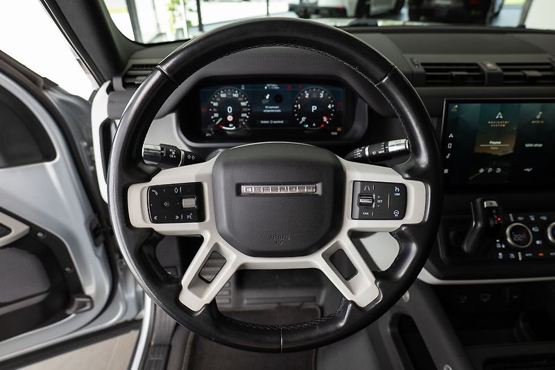 Land Rover Defender D300/Meridian/360 - fotka 6 z 23