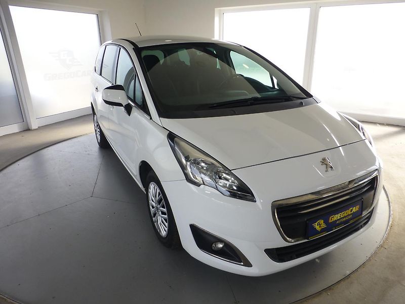 Peugeot 5008 (2014) 1,6HDI*NAVIGACE.*PARKS**NEW - fotka 4 z 31