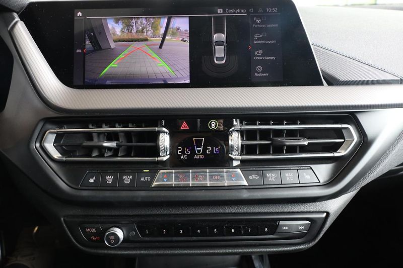 BMW Řada 2 M235i xDrive Gran Coupé - fotka 13 z 26