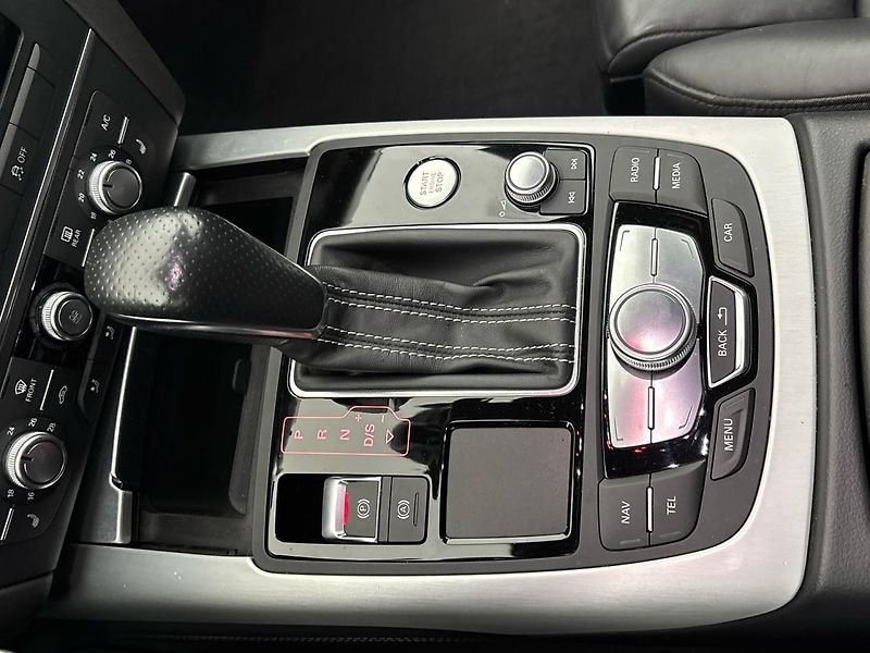 Audi A6 quattro S tronic - fotka 20 z 29