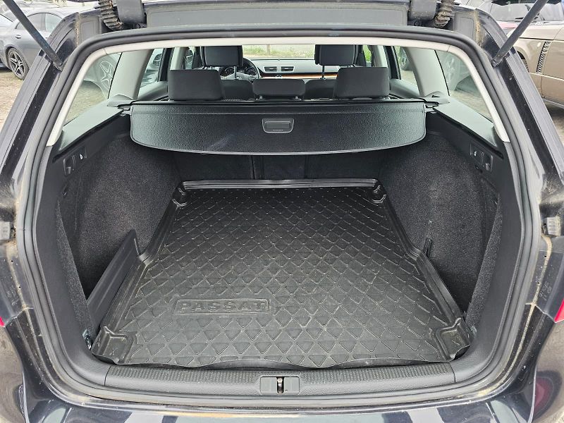 Volkswagen Passat 2.0 TSI, PRODÁNO - fotka 28 z 30