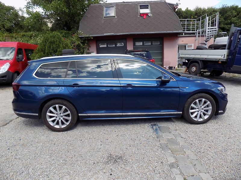 Volkswagen Passat 2,0 TDI R-LINE, MATRIX, ALCAN. - fotka 7 z 41
