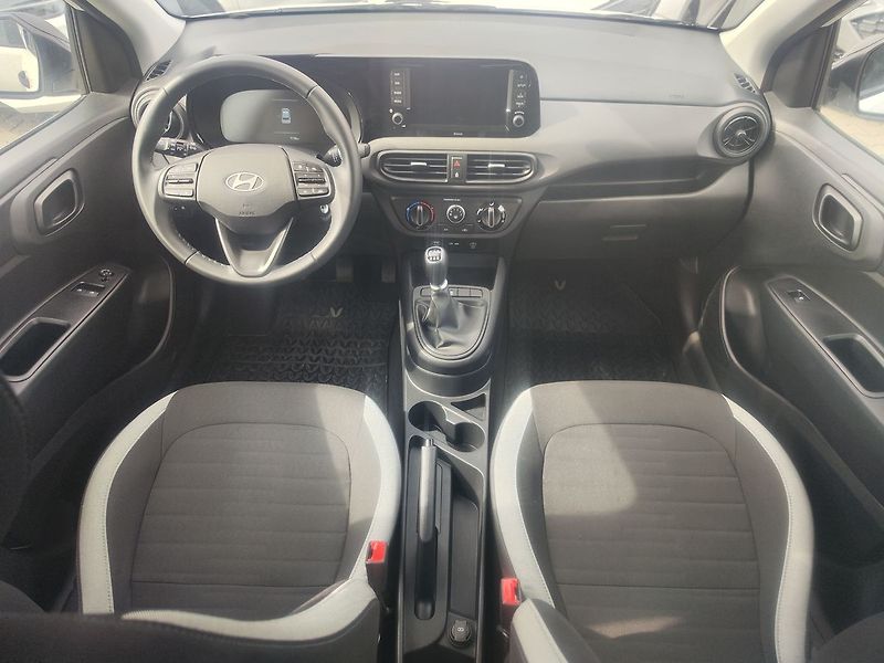 Hyundai i10 1.0i/46kW Wave - fotka 11 z 28
