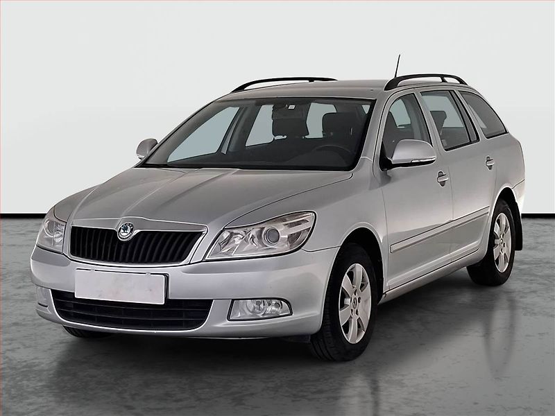 Škoda Octavia (2011) Elegance 1.6 TDI, Serv.kniha - fotka 2 z 19