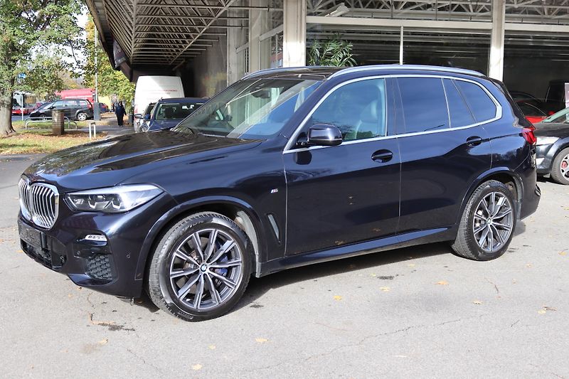 BMW X5 XDRIVE 30D M-PAKET G05 195kW  - fotka 15 z 49