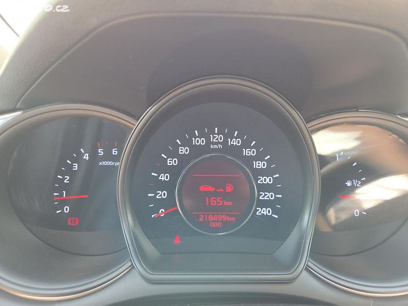 Kia Ceed (2018) na splátky všem od 10%akontace - fotka 14 z 14