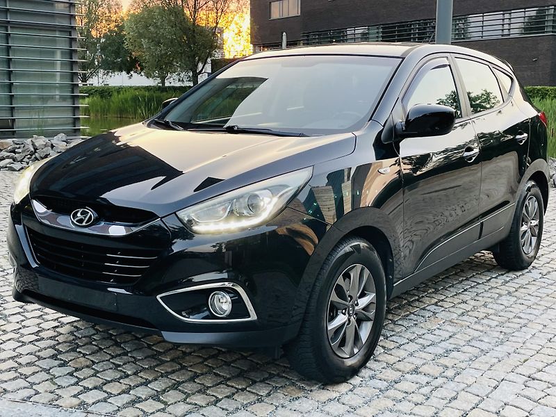 Hyundai ix35 2.0i AUTOMAT VYHŘEV TAŽNÉ - fotka 5 z 43