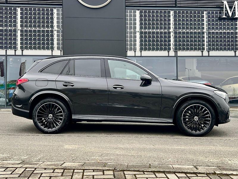 Mercedes-Benz GLC (2026) 220 d 4MATIC linie AMG - fotka 2 z 27