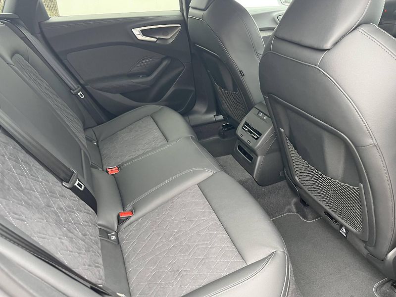 Audi A5 quattro 7STR 2,0TDI - fotka 10 z 21