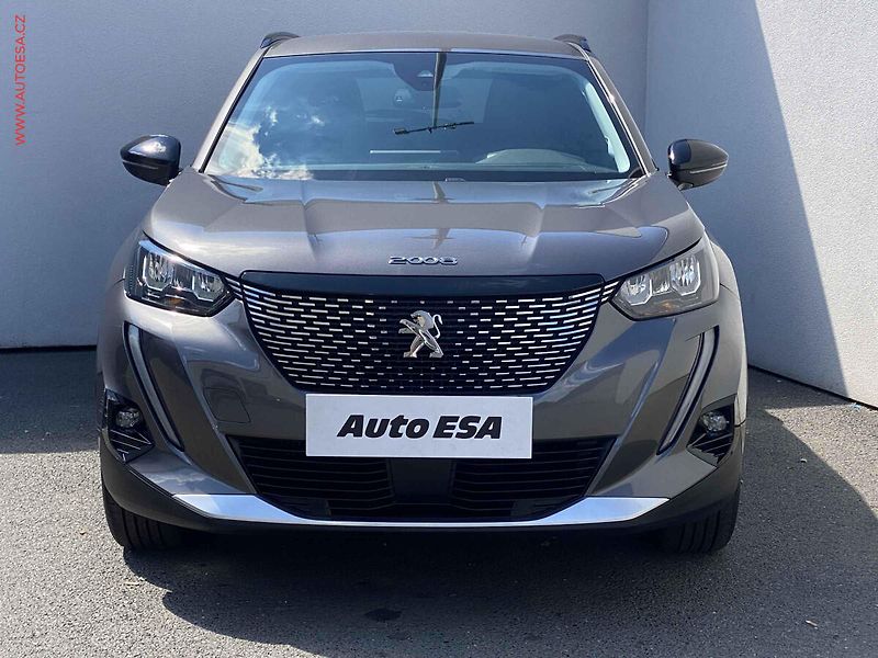 Peugeot 2008 (2022) 1.2 PT, Road Trip, AT, kamera - fotka 2 z 19