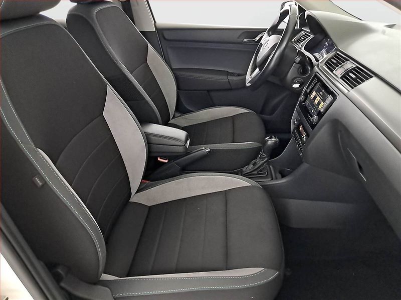 Škoda Rapid (2016) Spaceback 1.4 TDI, Automat - fotka 9 z 19