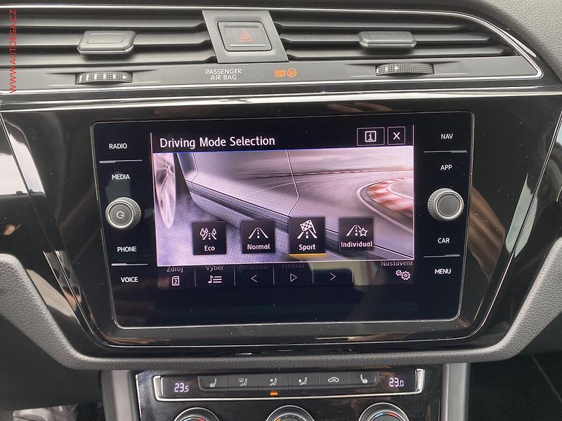 Volkswagen Touran (2020) 2.0TDi, 2.maj,ČR, DSG, navi - fotka 19 z 19