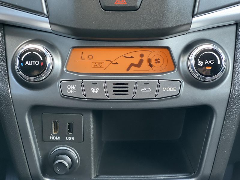 SsangYong Korando 2.0e-XGi NAVI KAMERA KLIMA - fotka 24 z 45