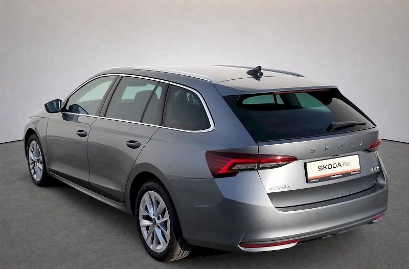 Škoda Octavia (2025) Combi Top Selection 1,5 Tsi 11 - fotka 34 z 37