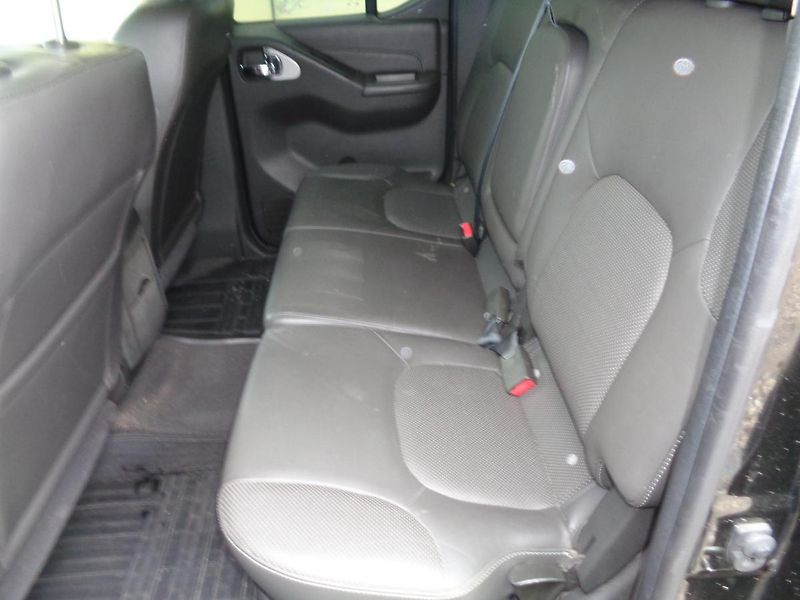 Nissan Navara 2,5 DCI - fotka 12 z 14