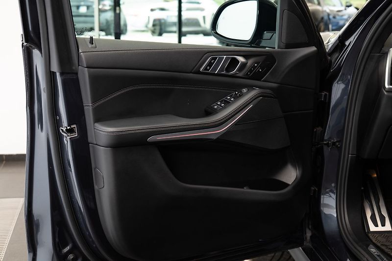 BMW X5 xDrive40d/Vzduch/Ventilovaná - fotka 11 z 23