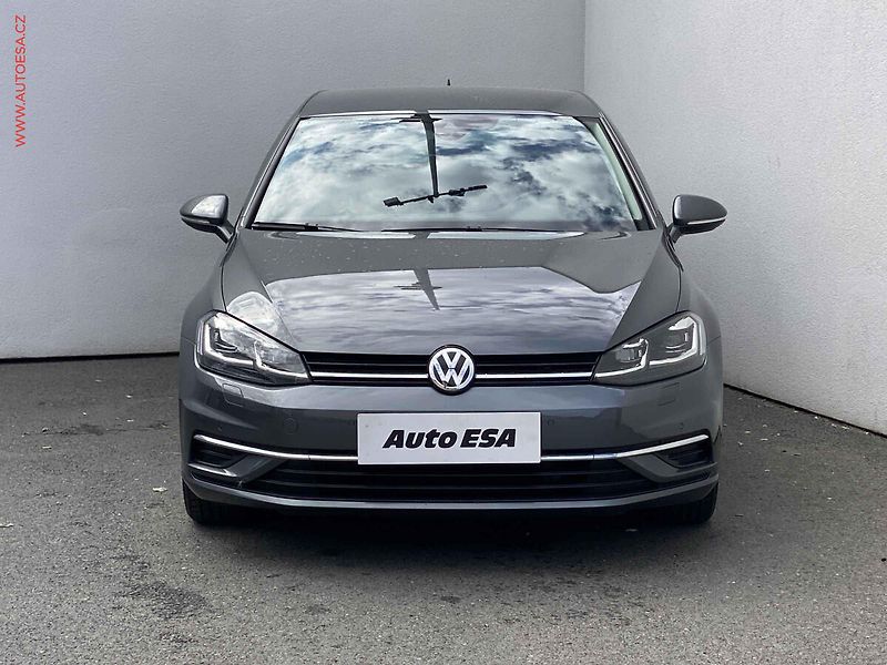 Volkswagen Golf (2017) 1.5 TSi, Sound, LED, navi, - fotka 2 z 18