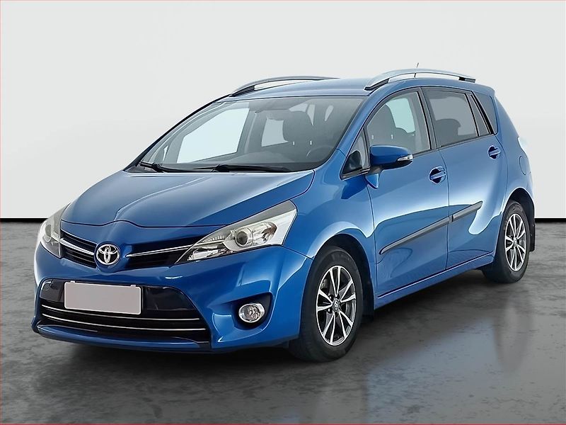Toyota Verso (2013) 1.8 Valvematic, ČR,1.maj - fotka 2 z 17