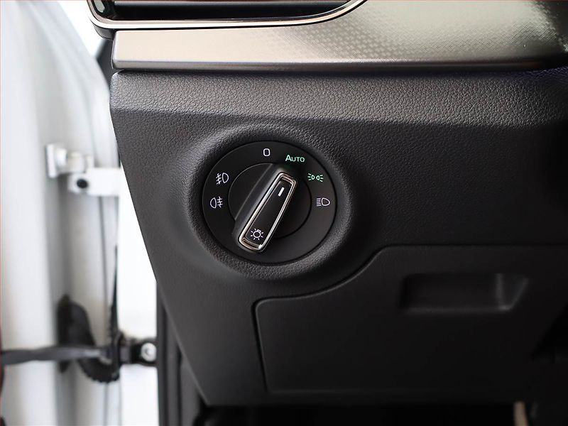 Škoda Scala (2019) Style 1.5 TSI, Automat - fotka 15 z 18