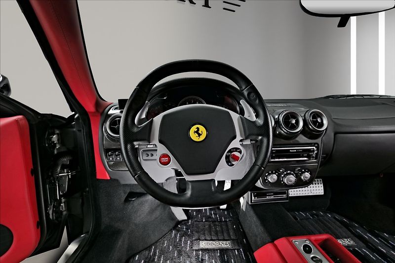 Ferrari F430 4,3 F1 V8 - fotka 13 z 18