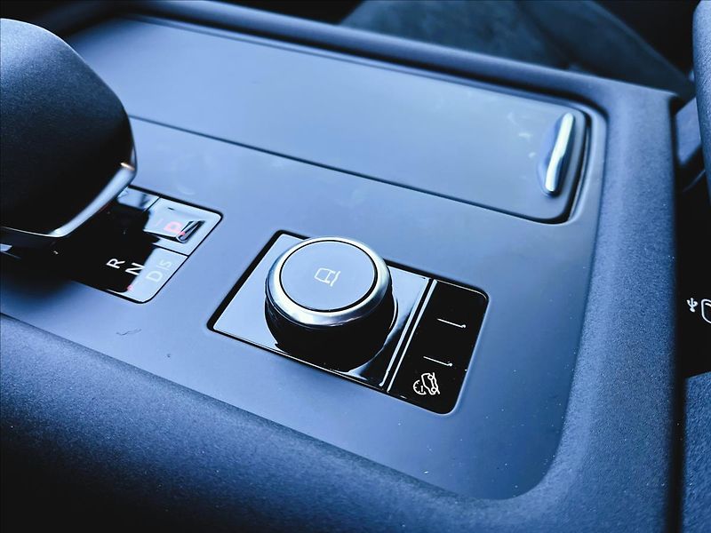 Land Rover Discovery (2026) 3,0 D250 S AWD - fotka 28 z 35