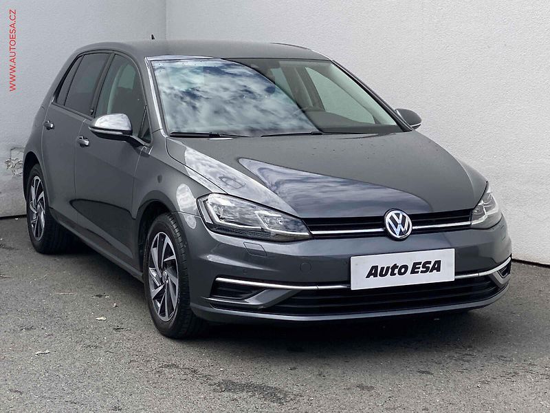 Volkswagen Golf (2017) 1.5 TSi, Sound, LED, navi, - fotografie inzerátu